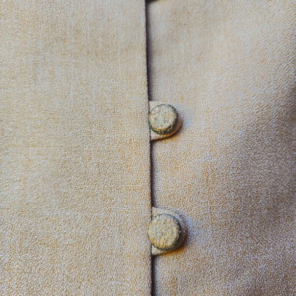 Vintage Elegant Tan Blazer and Skirt Set - Picture 5 of 11